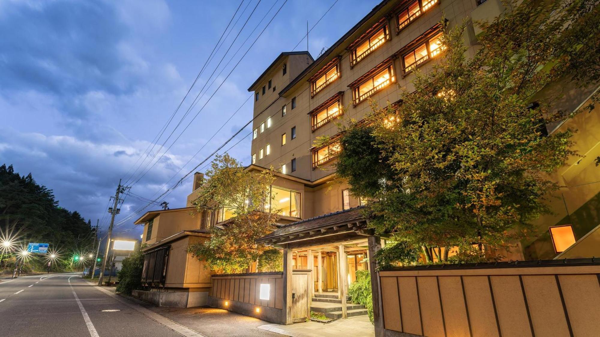 Kashintei Shirahama Hotel Semboku ภายนอก รูปภาพ